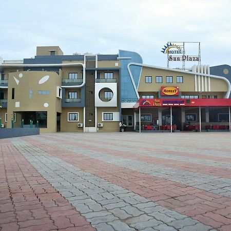 Hotel Sun Plaza Somnāth Eksteriør bilde